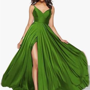 Never used, Spaghetti Straps Satin Special Event Dress